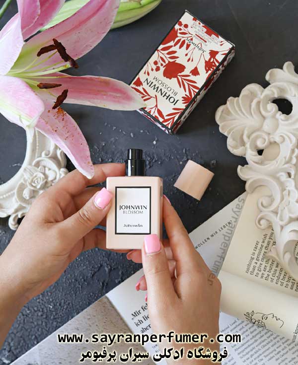 ادکلن بلوسوم جانوین